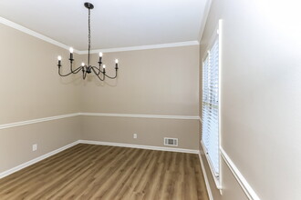 1612 Carriage Hills Dr in Griffin, GA - Building Photo - Building Photo