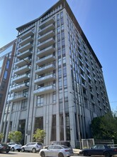 740 W Fulton St, Unit 1008 in Chicago, IL - Foto de edificio - Building Photo