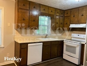 2881 Hickory Trail, Unit 1037 in Snellville, GA - Foto de edificio - Building Photo