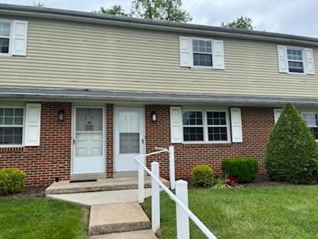 property at 615 Mallard Rd