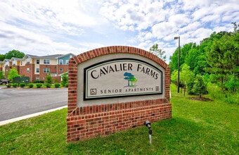 Cavalier Senior Apartments in Petersburg, VA - Foto de edificio - Building Photo