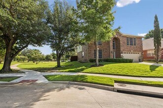 5800 Palomino Dr in Frisco, TX - Foto de edificio - Building Photo