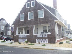 336 East Ave in Bay Head, NJ - Building Photo