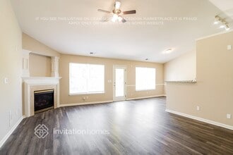 15232 De Havilland Dr in Charlotte, NC - Building Photo - Building Photo