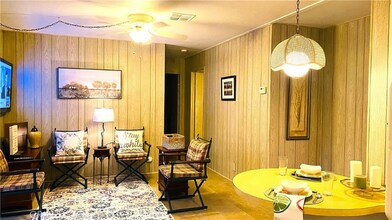 720 Santo Tomas Dr in Hemet, CA - Building Photo - Building Photo