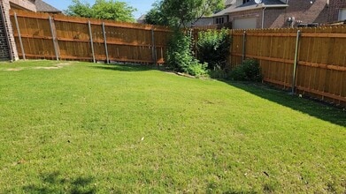 12372 Payne St in Frisco, TX - Building Photo - Building Photo