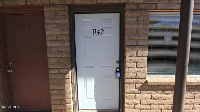 1742 E 6th Ave in Mesa, AZ - Building Photo - Building Photo