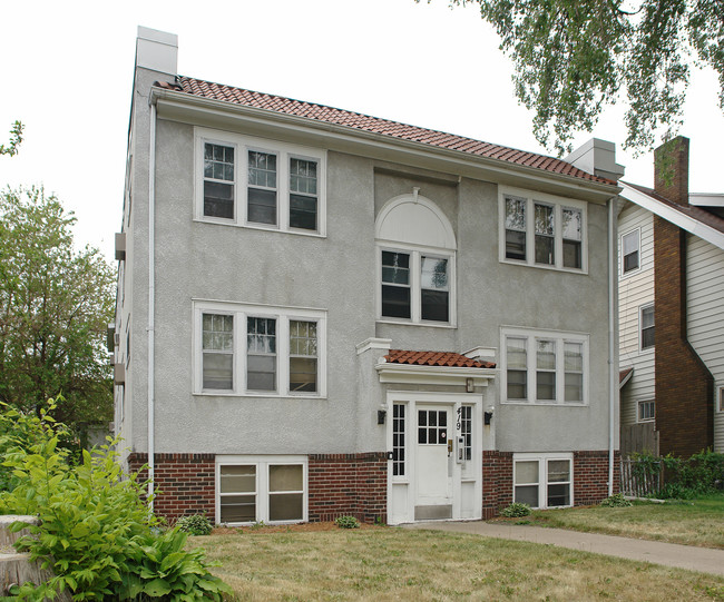 419 Fairview Ave N in St. Paul, MN - Building Photo - Building Photo