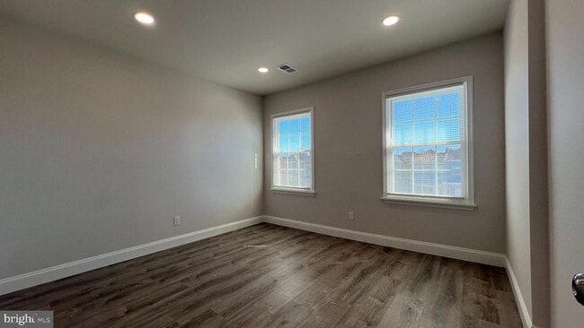 property at 2001 Middleton St