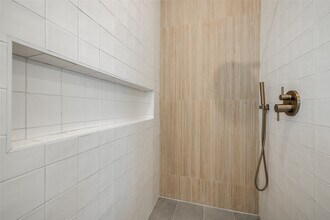 412 N Nagle St in Houston, TX - Building Photo - Building Photo