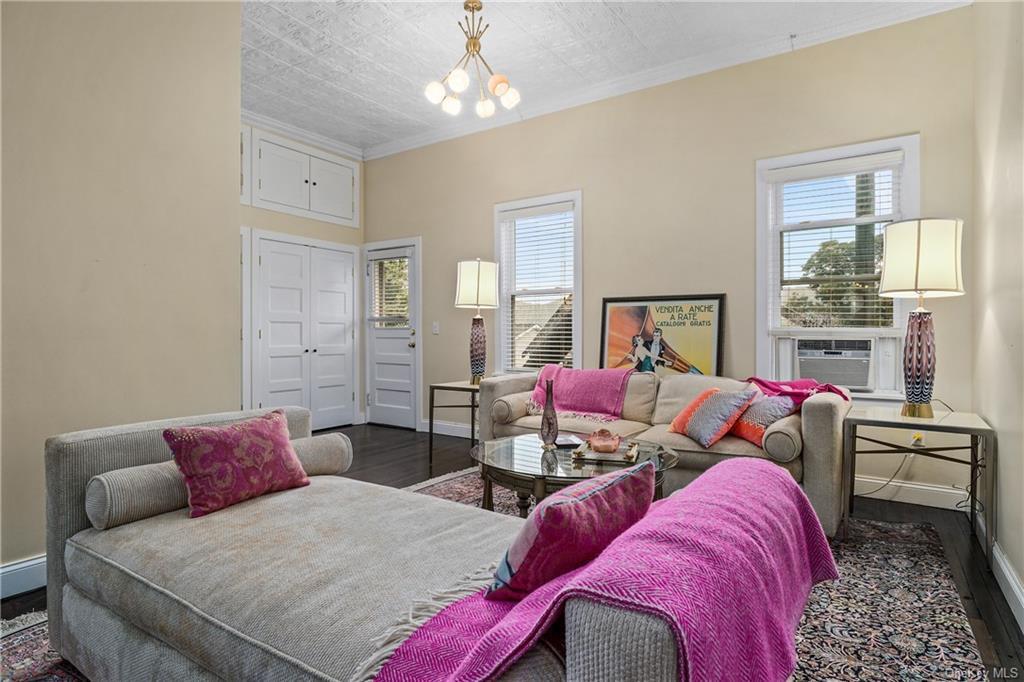 461 Warburton Ave-Unit -2 in Hastings On Hudson, NY - Building Photo