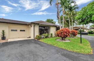 4660 Greentree Pl in Boynton Beach, FL - Building Photo