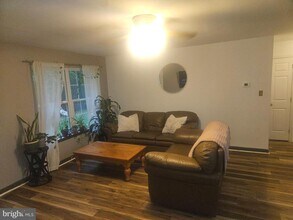 7236 Briscoe Turn Rd in Owings, MD - Building Photo - Building Photo