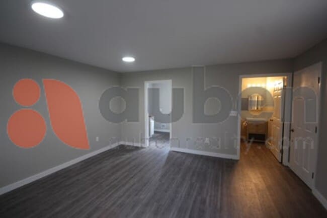 5003 Carolyn Ln in Chattanooga, TN - Building Photo - Building Photo