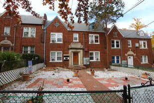 4812 3rd St NW in Washington, DC - Building Photo