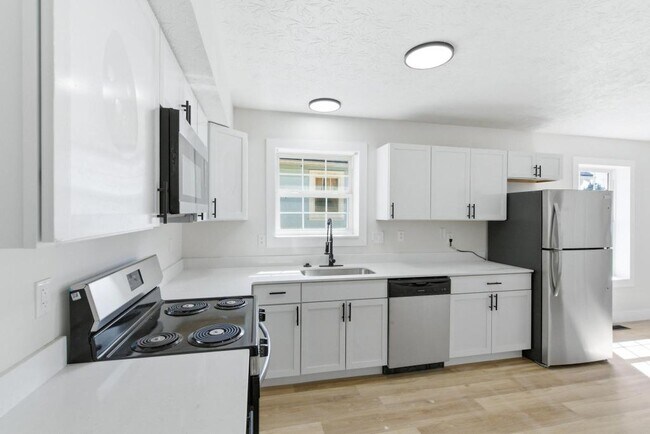 144 N Quentin Ave in Dayton, OH - Building Photo - Building Photo