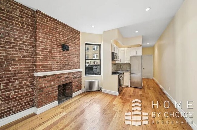 164 E 82nd St in New York, NY - Building Photo - Building Photo
