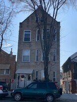 2239 W 23rd Pl in Chicago, IL - Building Photo