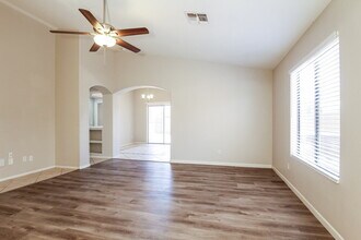 15519 N 158th Ln in Surprise, AZ - Building Photo - Building Photo