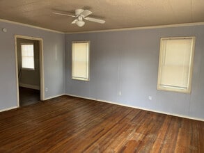 101 N Uvalde Ave in Lubbock, TX - Building Photo - Building Photo