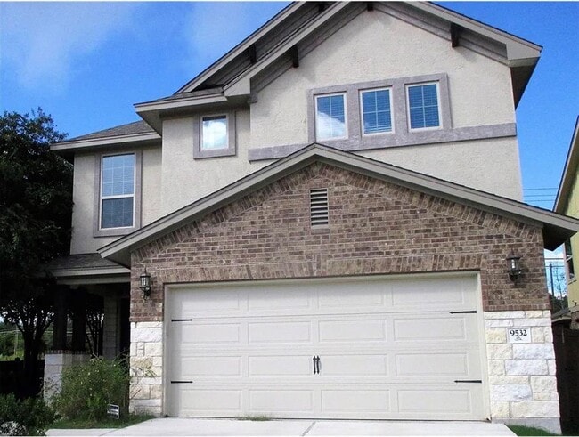 property at 9532 Hunter Ln