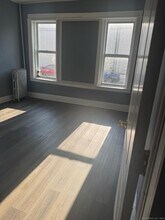146 George St, Unit 2 in Bridgeport, CT - Building Photo - Building Photo