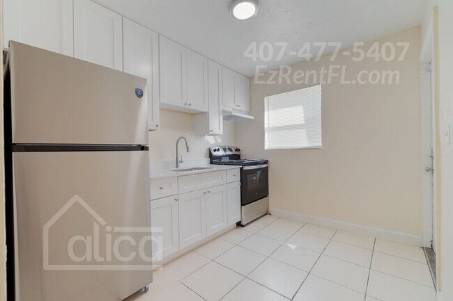623 9th St in West Palm Beach, FL - Building Photo - Building Photo