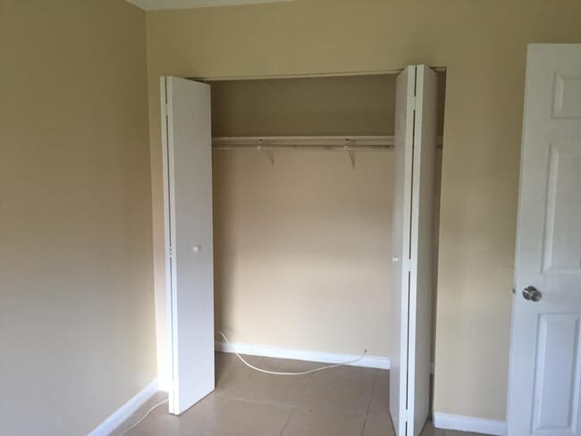 189 W 16th St in Riviera Beach, FL - Building Photo - Building Photo