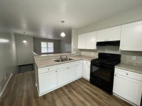 1606 S 16th St in Goshen, IN - Building Photo - Building Photo