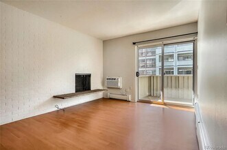 4110 Hale Pkwy in Denver, CO - Foto de edificio - Building Photo