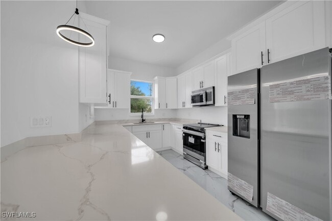 1205 W 14th St in Lehigh Acres, FL - Building Photo - Building Photo