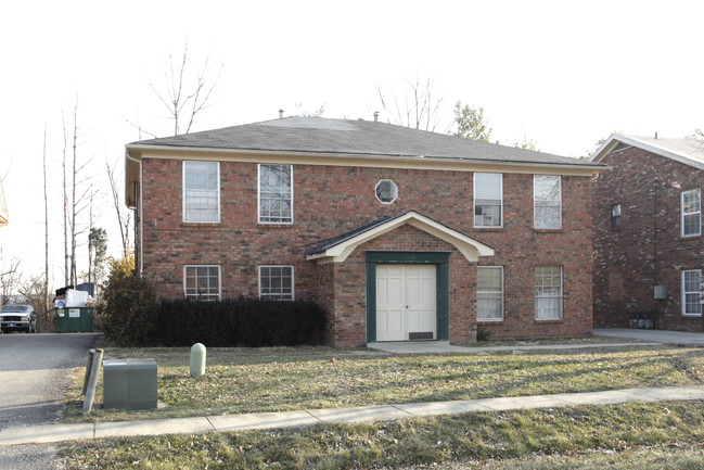 7513 Garrison Rd in Louisville, KY - Building Photo - Building Photo