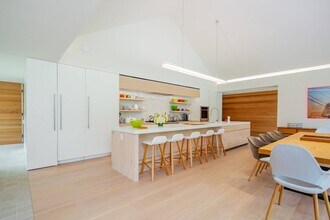 11 Jericho Cl Ln in East Hampton, NY - Building Photo - Building Photo