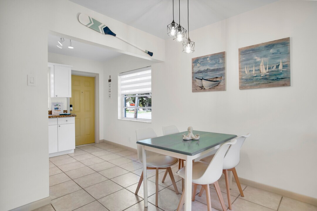 1840 SW 24th St in Fort Lauderdale, FL - Building Photo