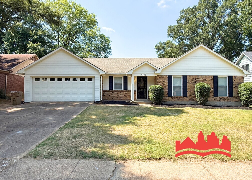 Spacious 3-Bedroom, 2-Bath Home for Rent! in Memphis, TN - Building Photo