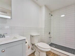6211 NW 7th Ave in Miami, FL - Building Photo - Building Photo
