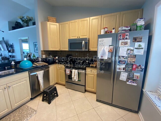 1412 1st St N in Jacksonville Beach, FL - Building Photo - Building Photo