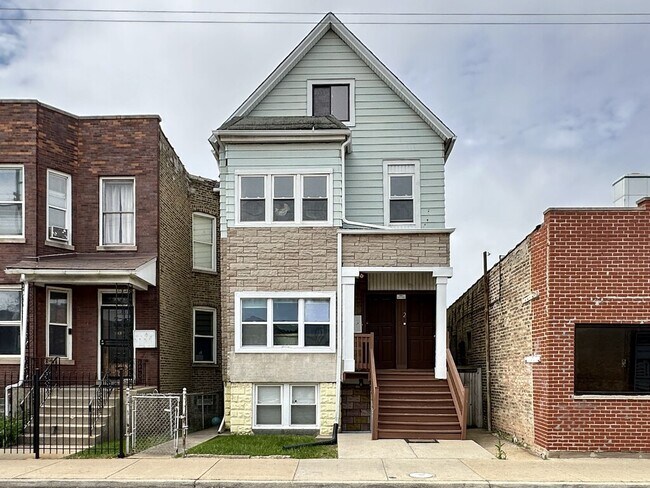 property at 3532 N Elston Ave