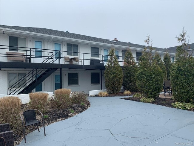 property at 20 Wyoming Ave