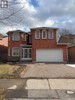 37 Herrick Pl in Markham, ON - Building Photo