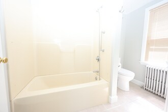 150 Neponset St, Unit 150 in Canton, MA - Building Photo - Building Photo