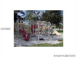18965 NW 62nd Ave-Unit -202 in Hialeah, FL - Building Photo - Building Photo