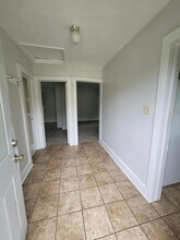 410 W Hempstead Ave in Fairfield, IA - Building Photo - Building Photo