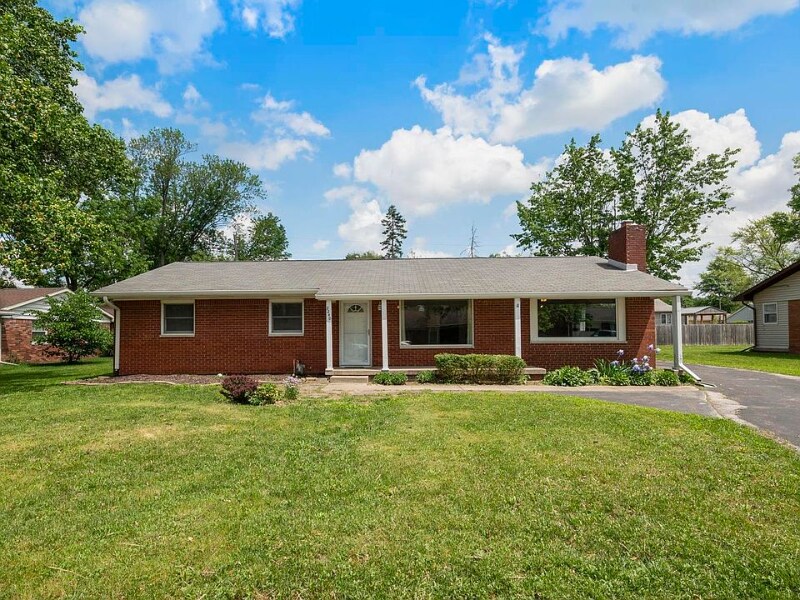 2240 Huron Rd in West Lafayette, IN - Building Photo