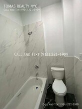 53 Maple St in Yonkers, NY - Foto de edificio - Building Photo