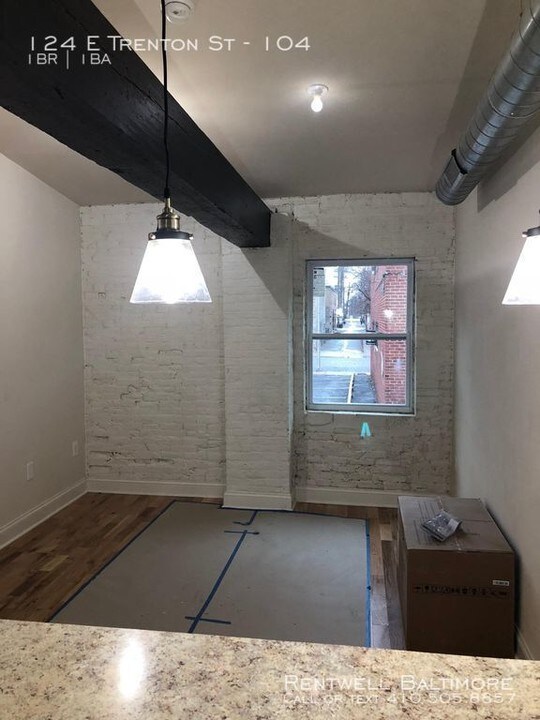 124 E Trenton St-Unit -104 in Baltimore, MD - Building Photo