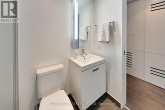 629-1629 King St W in Toronto, ON - Building Photo - Building Photo