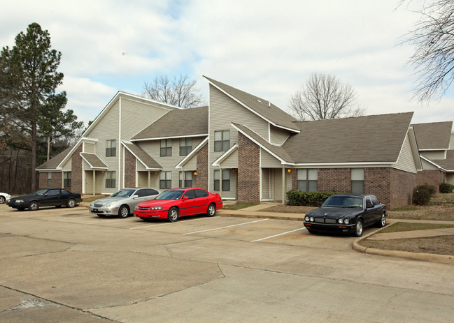 Red Oaks Apartments