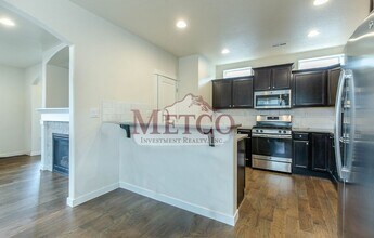 32902 E McKenzie St in Eugene, OR - Building Photo - Building Photo