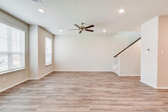 11938 Amber Oak Wy in Tomball, TX - Building Photo - Building Photo